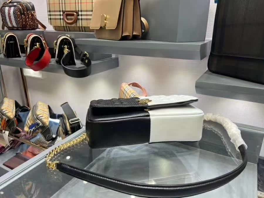 48f8629fbc9d647020645f4e60e72b87_1649487913_1995.jpg 48f8629fbc9d647020645f4e60e72b87_1649487913_1995.jpg