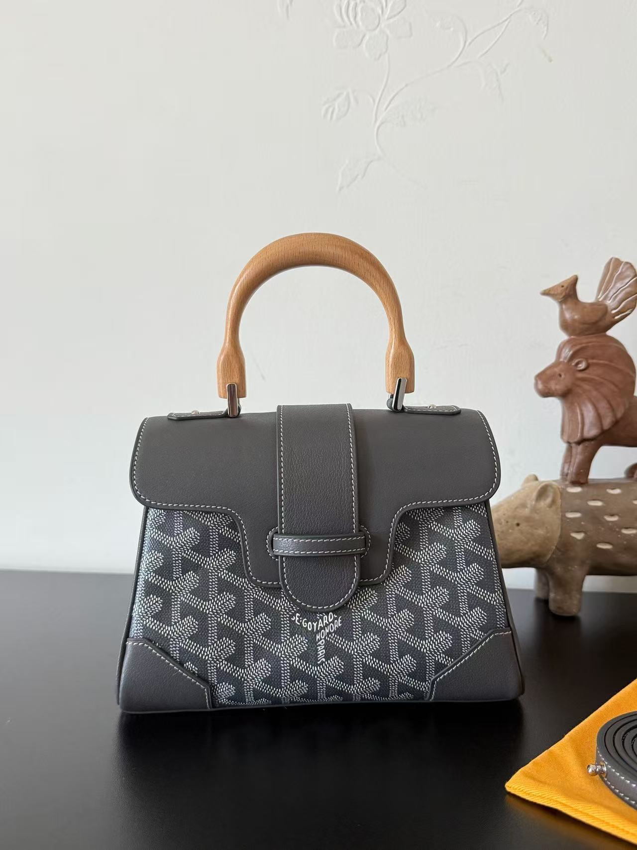 GOYARD SAIGON